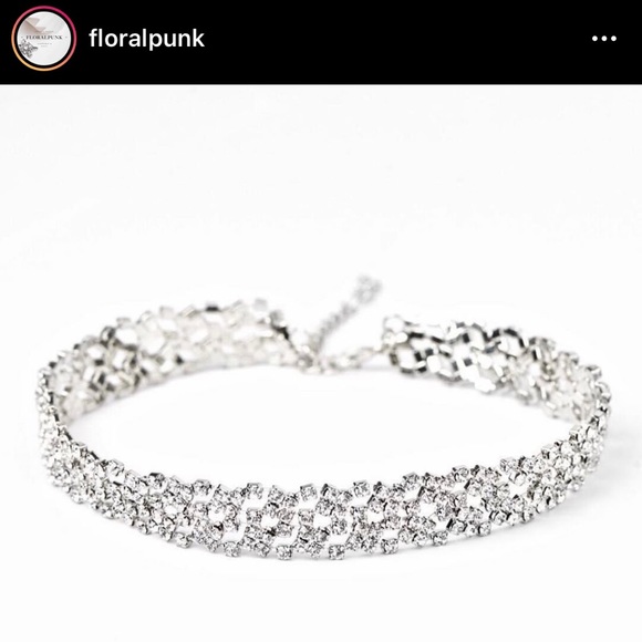 Necklace Chocker - Picture 2 of 5